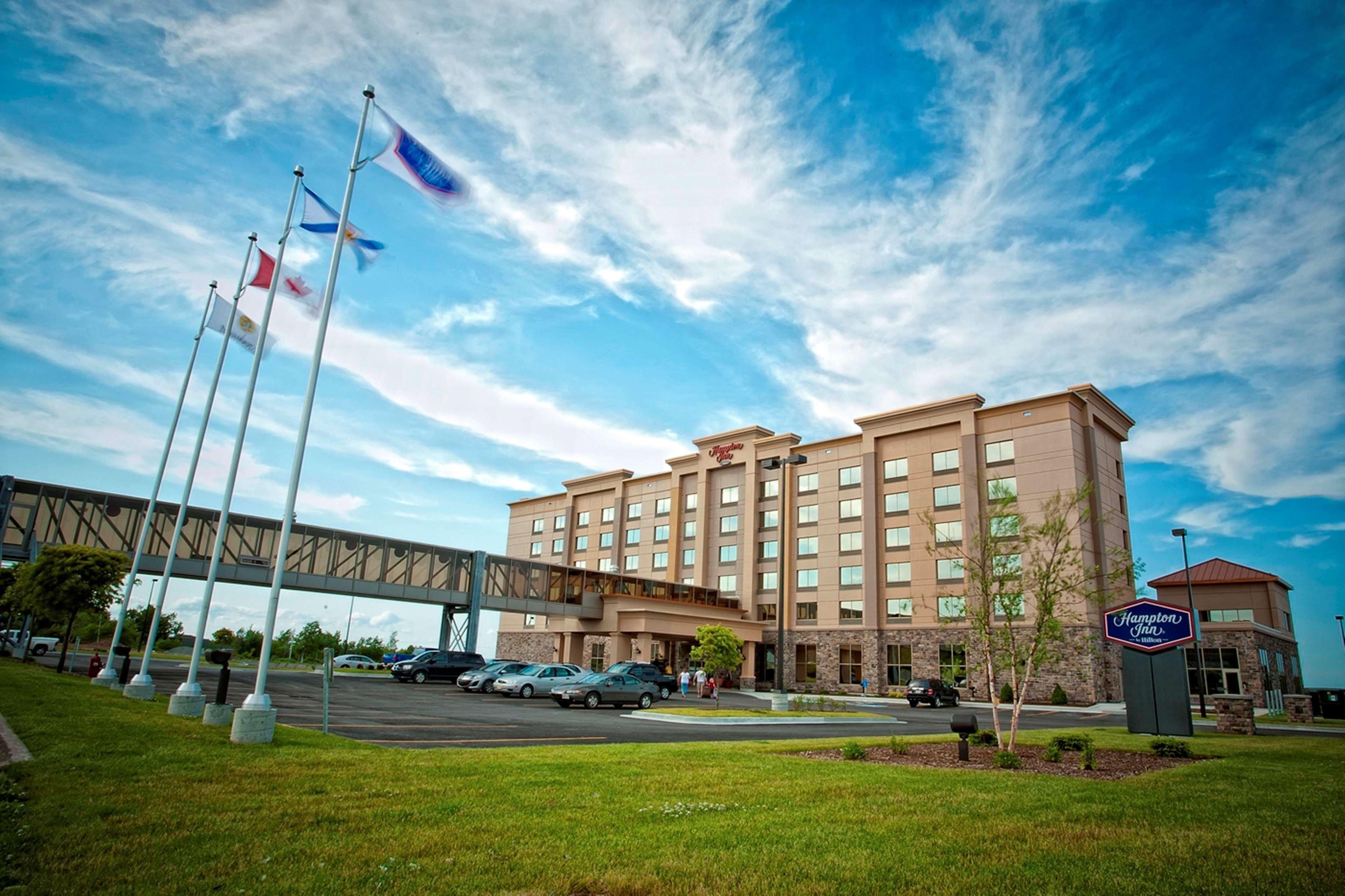 Hampton Inn Sydney Exterior photo